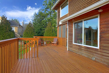 Beautiful built stained deck